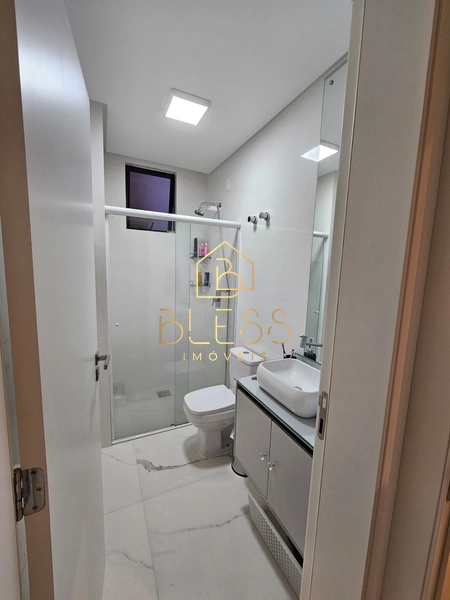 Oportunidade na Meia Praia: Apartamento Semi-Mobiliado com Vista Mar: 8ª foto da galeria de imagens do imóvel