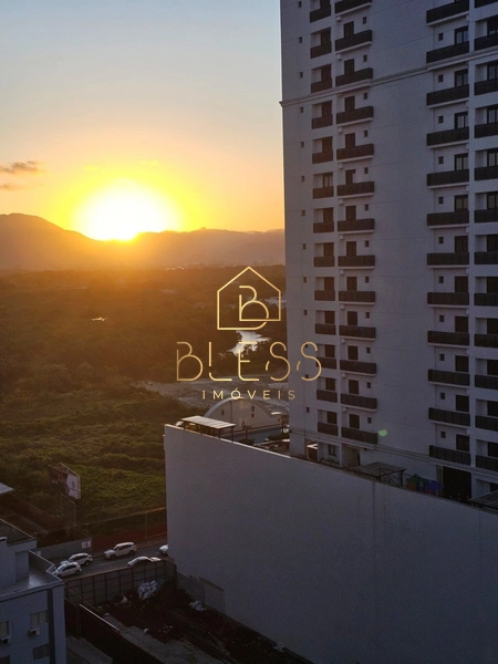 Oportunidade na Meia Praia: Apartamento Semi-Mobiliado com Vista Mar: 17ª foto da galeria de imagens do imóvel