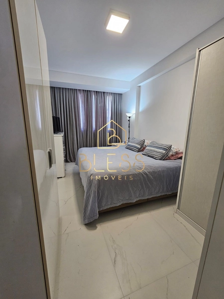 Oportunidade na Meia Praia: Apartamento Semi-Mobiliado com Vista Mar: 9ª foto da galeria de imagens do imóvel