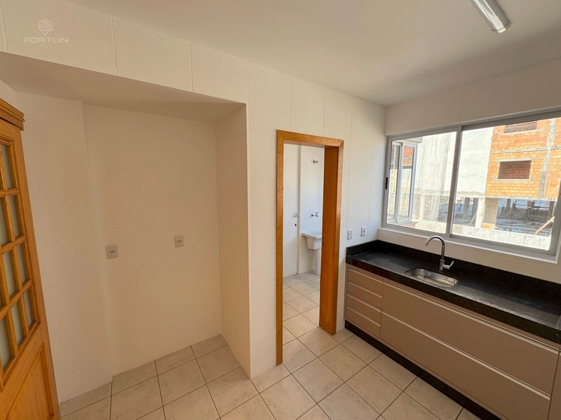 APARTAMENTO COM 1 SUÍTE E 2 QUARTOS - EDIFÍCIO IMOLA: 8ª foto da galeria de imagens do imóvel