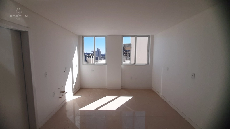 APARTAMENTO ALTO PADRÃO COM 3 SUÍTES NO CENTRO: 7ª foto da galeria de imagens do imóvel