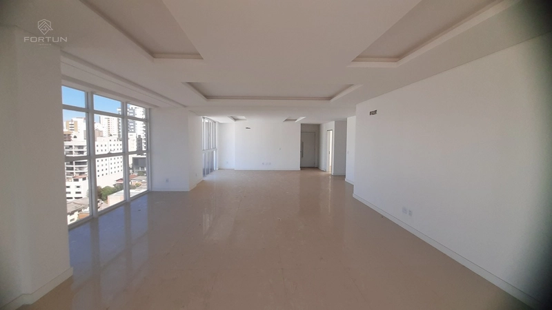 APARTAMENTO ALTO PADRÃO COM 3 SUÍTES NO CENTRO: 5ª foto da galeria de imagens do imóvel