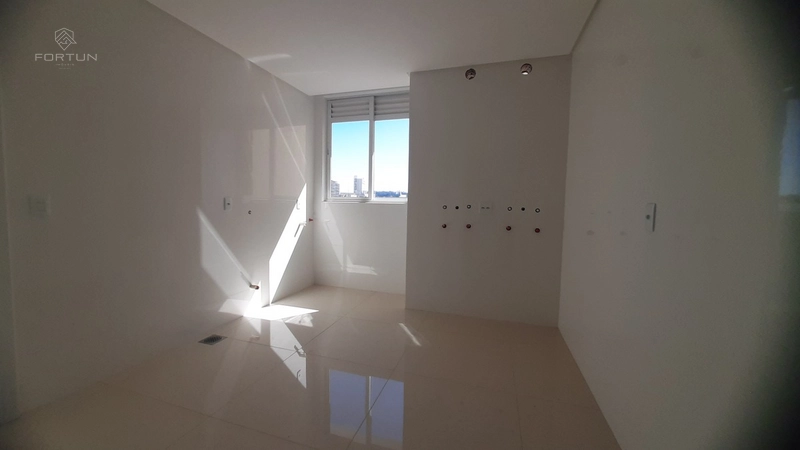 APARTAMENTO ALTO PADRÃO COM 3 SUÍTES NO CENTRO - R. OCTAVIANO MARCANTE: 6ª foto da galeria de imagens do imóvel