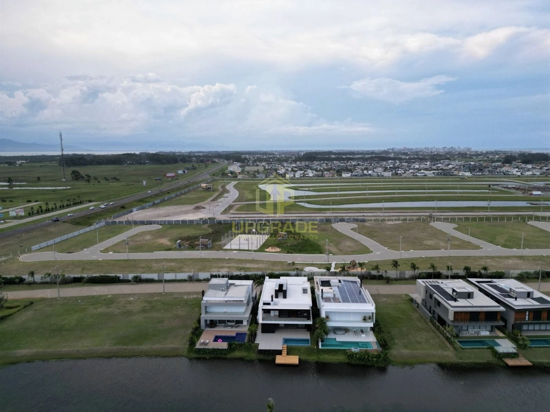 Cada segundo é tempo para mudar tudo para sempre. Charles Chaplin: 20ª foto da galeria de imagens do imóvel