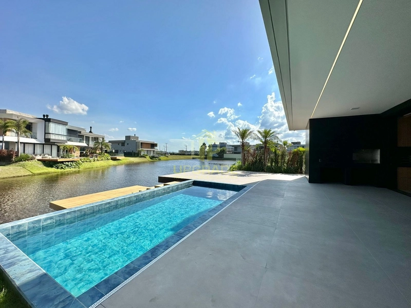 Cada segundo é tempo para mudar tudo para sempre. Charles Chaplin: 35ª foto da galeria de imagens do imóvel