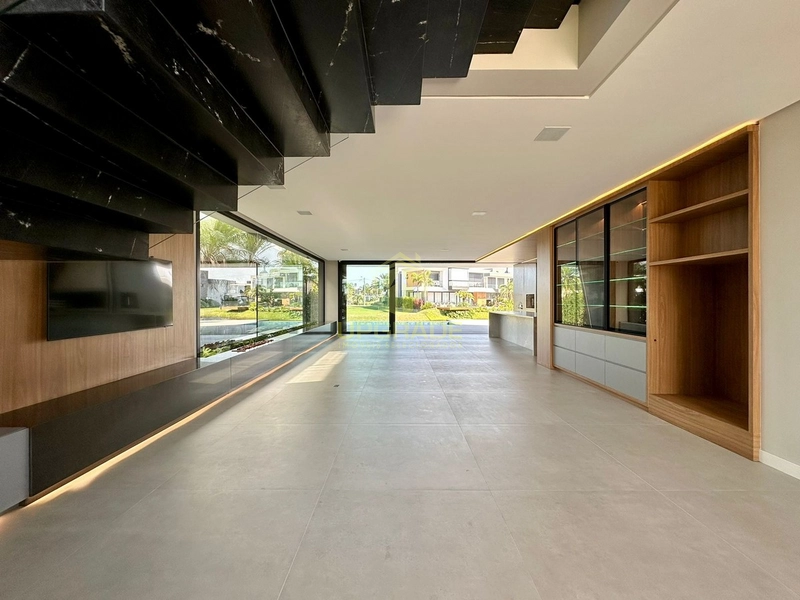 Cada segundo é tempo para mudar tudo para sempre. Charles Chaplin: 42ª foto da galeria de imagens do imóvel