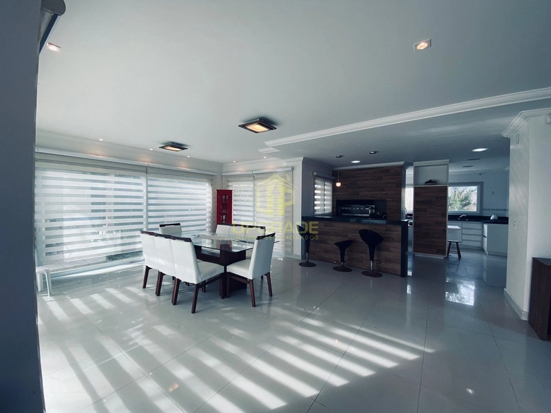 Cada segundo é tempo para mudar tudo para sempre. Charles Chaplin: 25ª foto da galeria de imagens do imóvel