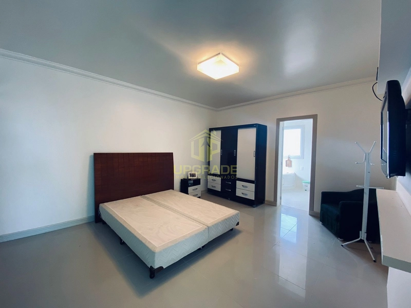 Cada segundo é tempo para mudar tudo para sempre. Charles Chaplin: 7ª foto da galeria de imagens do imóvel