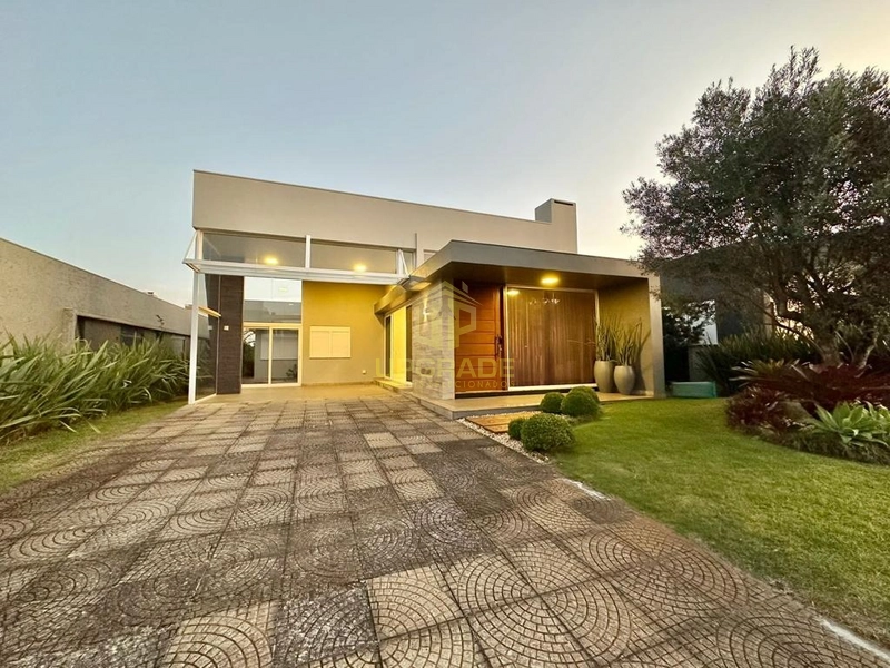 Viva o luxo e o conforto em uma casa moderna e com piscina.: 14ª foto da galeria de imagens do imóvel