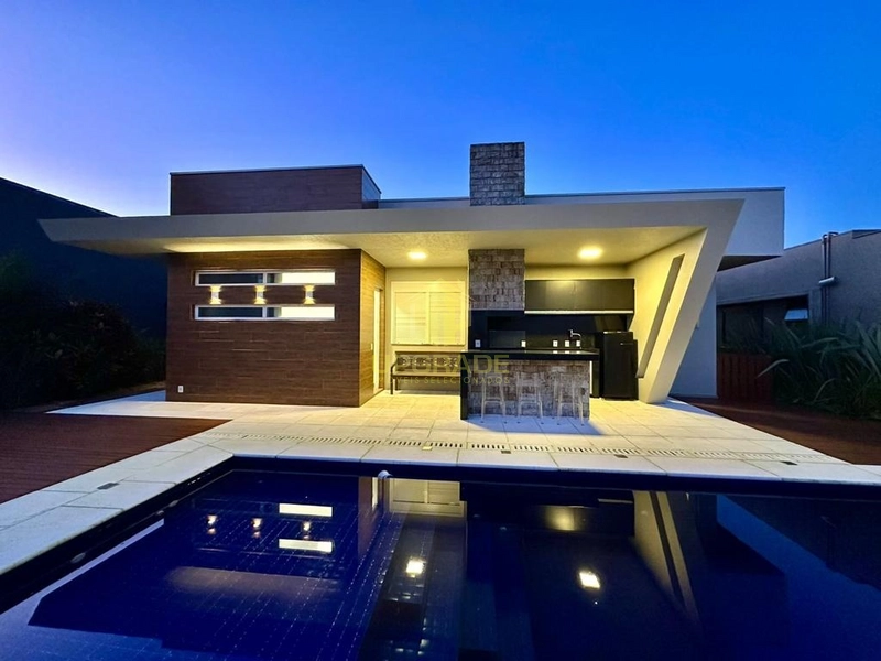 Viva o luxo e o conforto em uma casa moderna e com piscina.: 13ª foto da galeria de imagens do imóvel