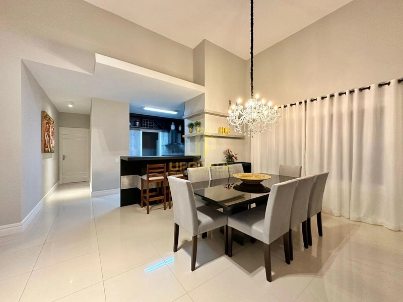 Viva o luxo e o conforto em uma casa moderna e com piscina.: 39ª foto da galeria de imagens do imóvel