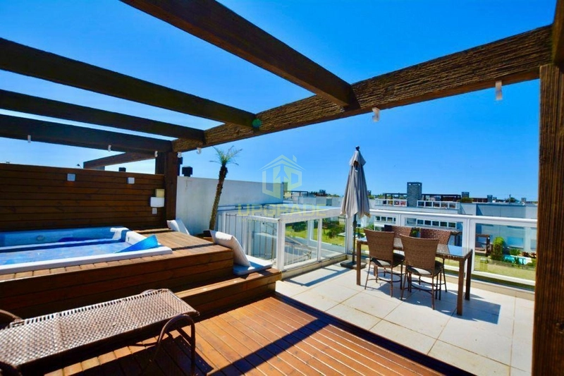 São os sonhos que movem o mundo, eles nos inspiram a ser feliz.