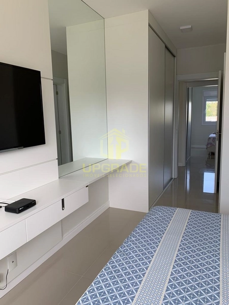 Sua casa dos sonhos: beira lago, vista panorâmica e segurança completa: 4ª foto da galeria de imagens do imóvel