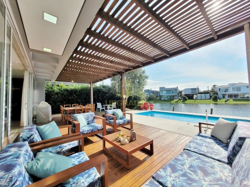 Praia e sol: as verdadeiras almas gêmeas.: 8ª foto da galeria de imagens do imóvel