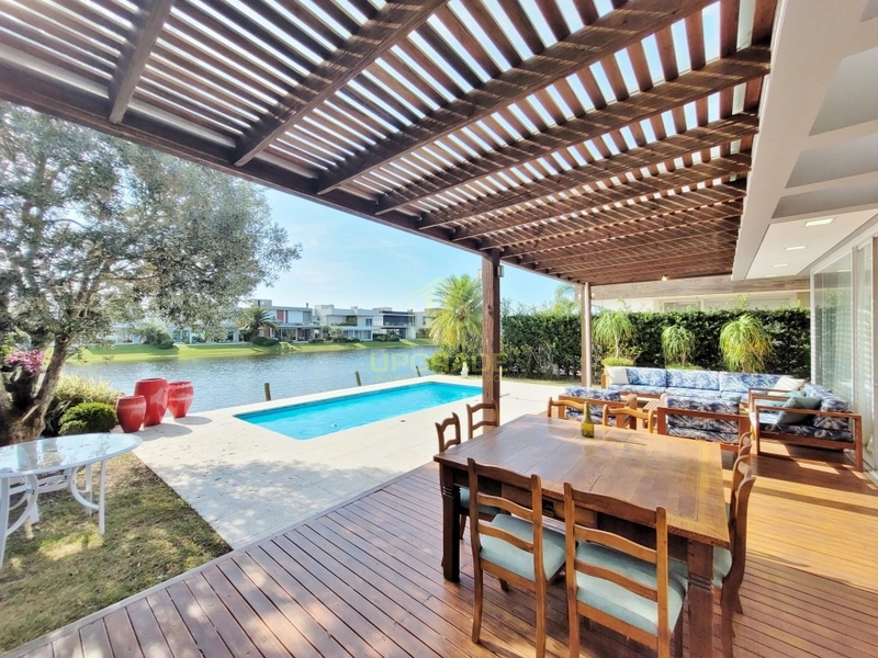 Praia e sol: as verdadeiras almas gêmeas.: 5ª foto da galeria de imagens do imóvel