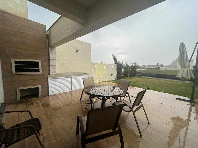 Nós sonhamos em cores emprestadas do mar.: 2ª foto da galeria de imagens do imóvel