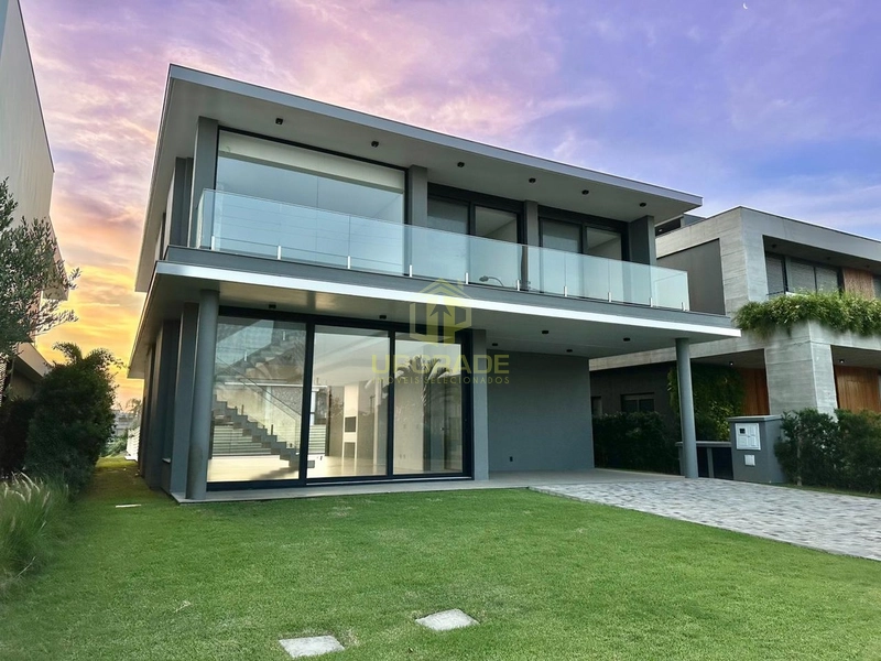 O bronzeado pode até sumir, mas as memórias serão eternas.