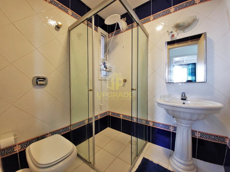 Olha o mar, a vida não pode ser pequena com uma imensidão daquelas.: 22ª foto da galeria de imagens do imóvel