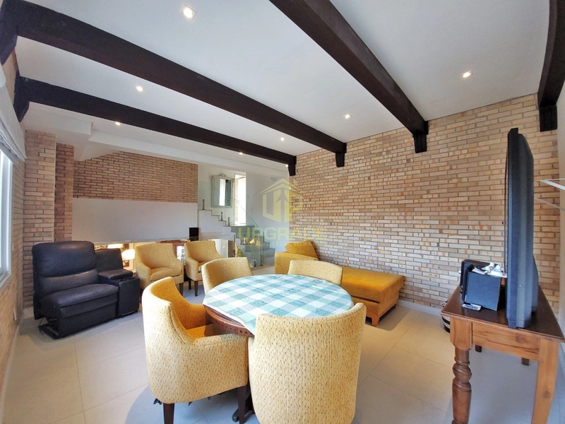 Olha o mar, a vida não pode ser pequena com uma imensidão daquelas.: 7ª foto da galeria de imagens do imóvel