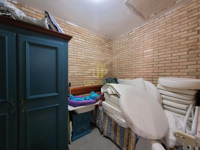 Olha o mar, a vida não pode ser pequena com uma imensidão daquelas.: 40ª foto da galeria de imagens do imóvel