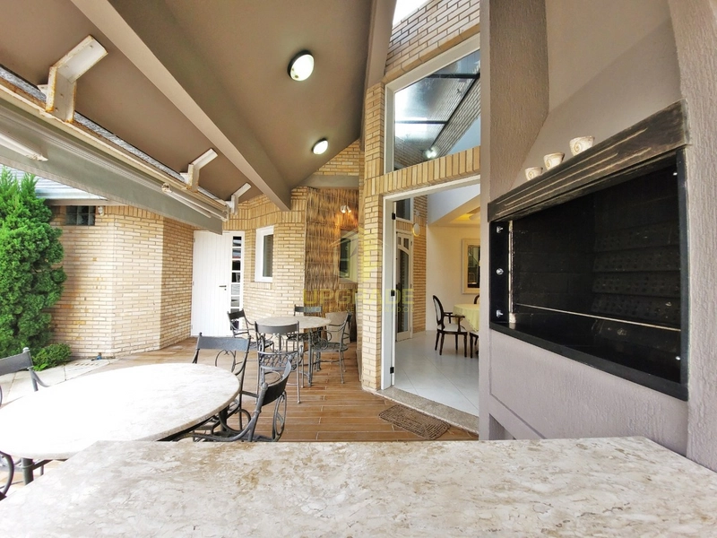 Olha o mar, a vida não pode ser pequena com uma imensidão daquelas.: 48ª foto da galeria de imagens do imóvel