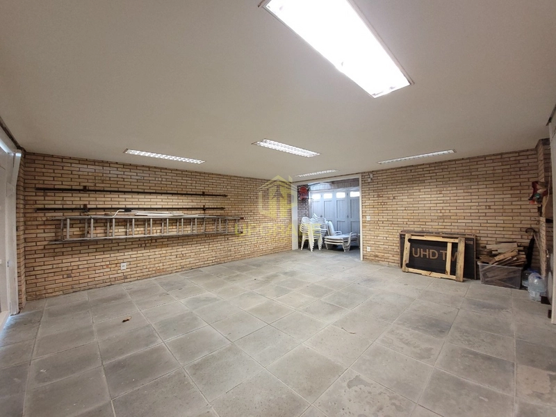 Olha o mar, a vida não pode ser pequena com uma imensidão daquelas.: 56ª foto da galeria de imagens do imóvel