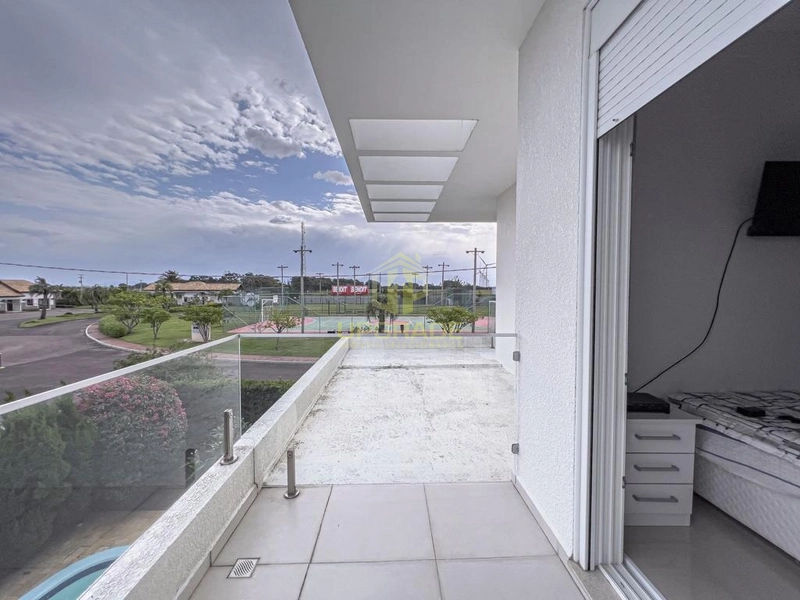 hoje eu caminhei a praia inteira. Com os pés na areia, coração em alto: 25ª foto da galeria de imagens do imóvel