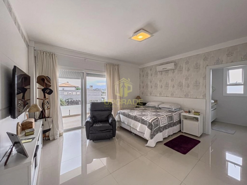 hoje eu caminhei a praia inteira. Com os pés na areia, coração em alto: 10ª foto da galeria de imagens do imóvel