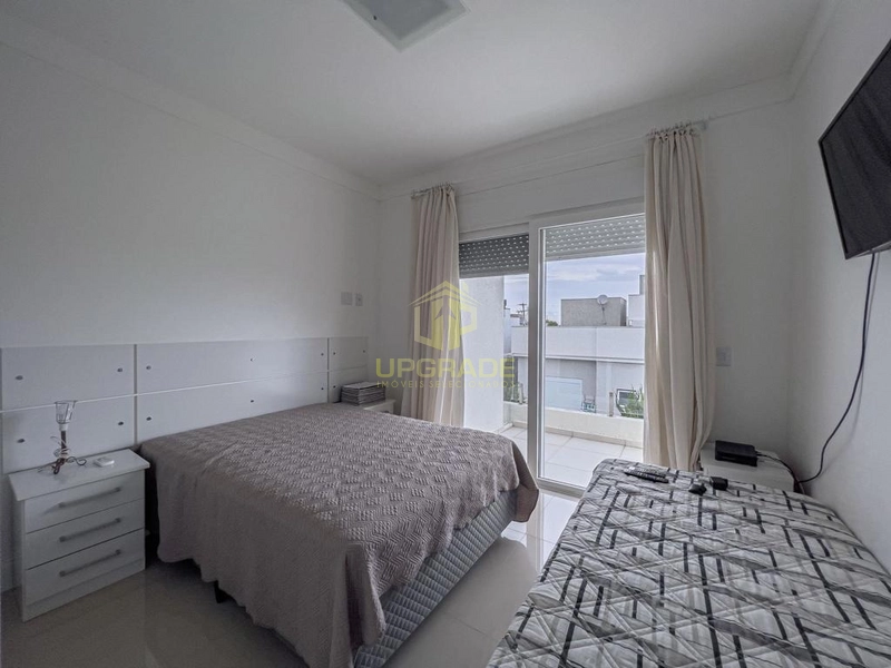 hoje eu caminhei a praia inteira. Com os pés na areia, coração em alto: 19ª foto da galeria de imagens do imóvel