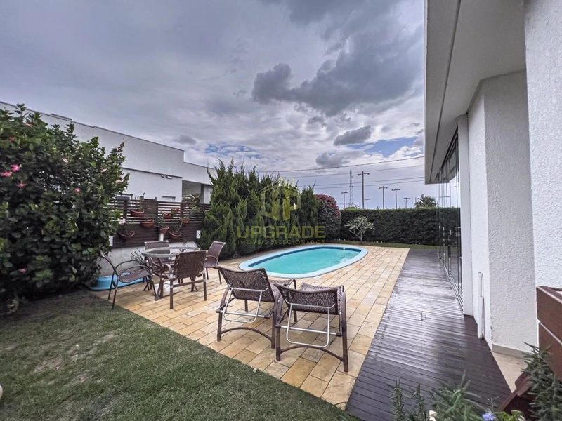 hoje eu caminhei a praia inteira. Com os pés na areia, coração em alto: 17ª foto da galeria de imagens do imóvel