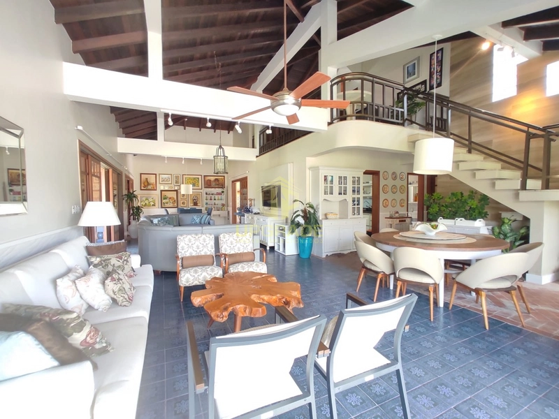 A areia da praia é uma das minhas melhores terapias.: 35ª foto da galeria de imagens do imóvel