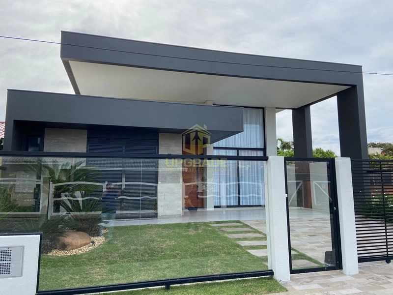 Com os pés na areia, o coração no mar e a cabeça na maresia.: 2ª foto da galeria de imagens do imóvel