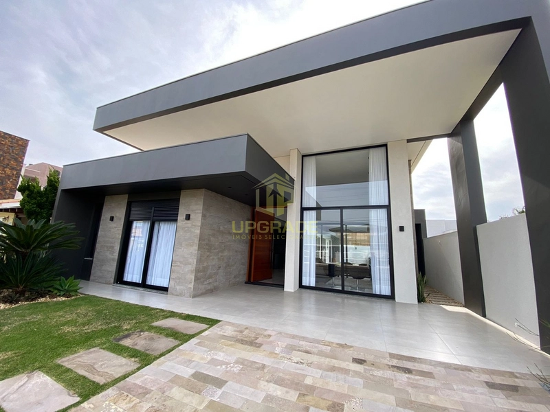 Com os pés na areia, o coração no mar e a cabeça na maresia.