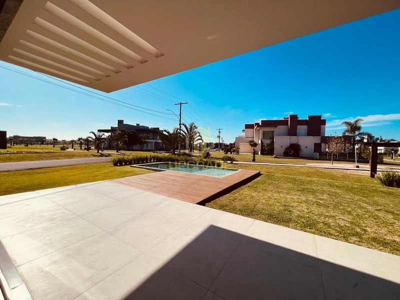 Na praia, tudo tem uma luz diferente.: 13ª foto da galeria de imagens do imóvel