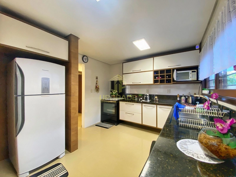 Daria tudo por um minuto na areia, curtindo o som do mar.: 13ª foto da galeria de imagens do imóvel