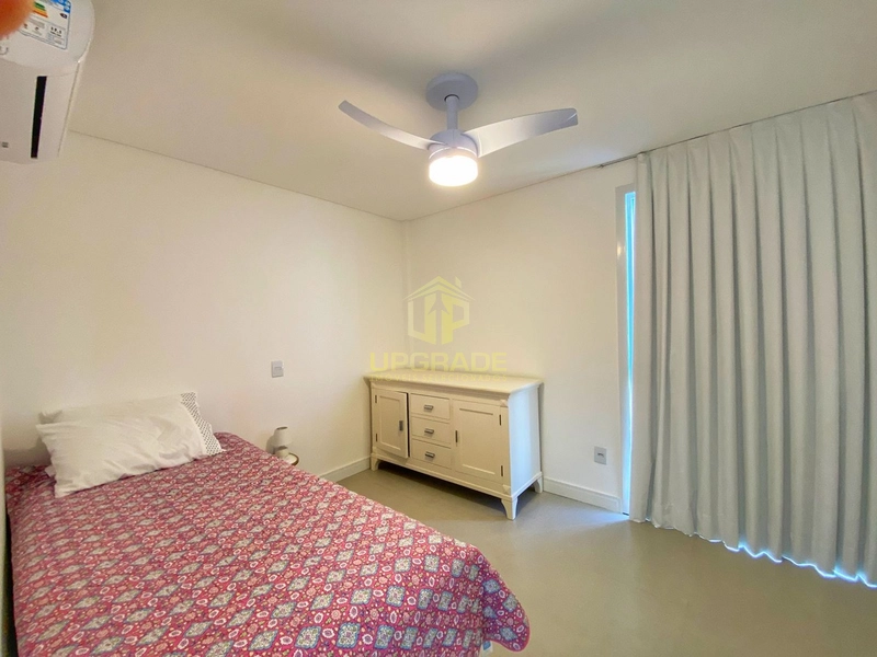 Areia no pé e cabeça no mar, a praia é minha vida, meu amor e meu lar.: 23ª foto da galeria de imagens do imóvel