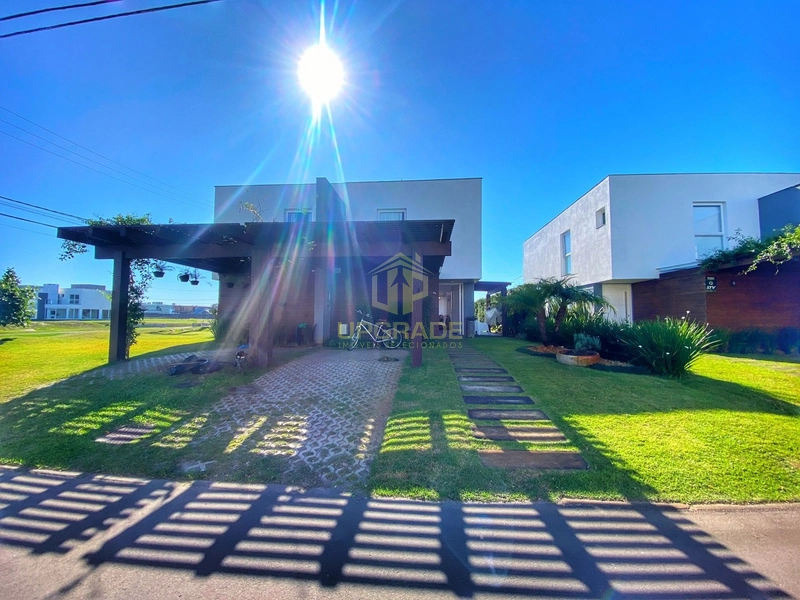 Areia no pé e cabeça no mar, a praia é minha vida, meu amor e meu lar.: 4ª foto da galeria de imagens do imóvel