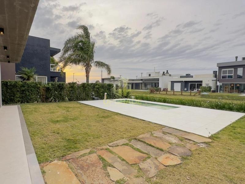 Não troco nada por um dia de praia: 7ª foto da galeria de imagens do imóvel