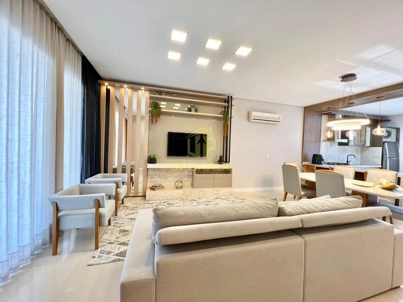 Nada me dá tanta paz e amor como a praia.: 10ª foto da galeria de imagens do imóvel