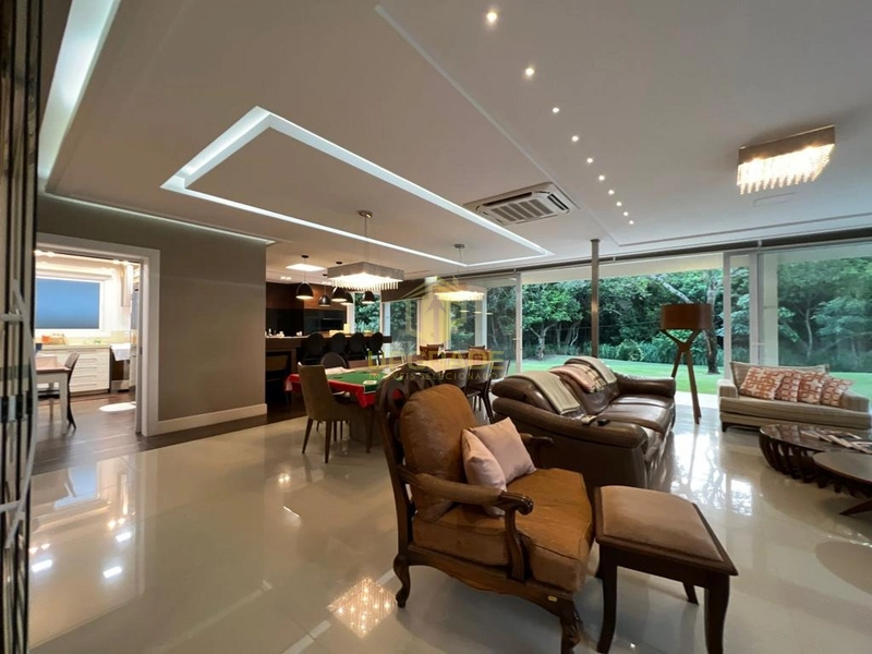 Na praia, tudo tem uma luz diferente: 2ª foto da galeria de imagens do imóvel