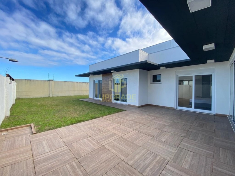 Areia no pé e cabeça no mar, a praia é minha vida, meu amor e meu lar.: 16ª foto da galeria de imagens do imóvel