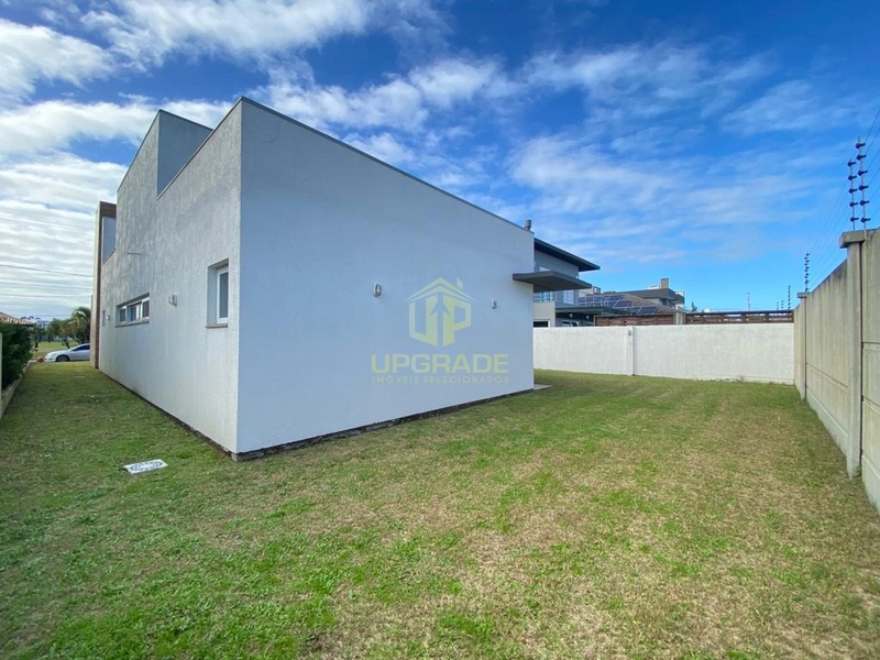 Areia no pé e cabeça no mar, a praia é minha vida, meu amor e meu lar.: 15ª foto da galeria de imagens do imóvel