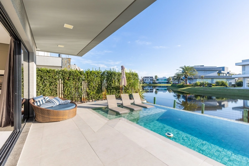 Um pouco de sol e mar é tudo que preciso para estar feliz.: 12ª foto da galeria de imagens do imóvel