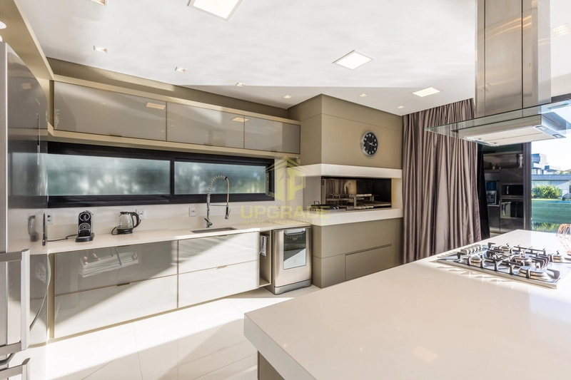 Um pouco de sol e mar é tudo que preciso para estar feliz.: 11ª foto da galeria de imagens do imóvel