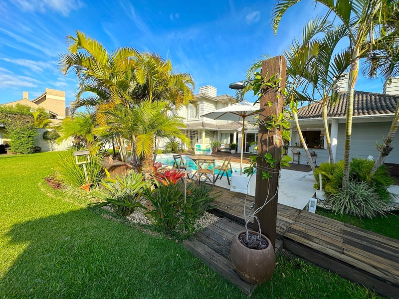 Água salgada, areia e sol é tudo que preciso para estar em paz: 3ª foto da galeria de imagens do imóvel