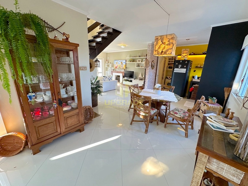 Água salgada, areia e sol é tudo que preciso para estar em paz: 40ª foto da galeria de imagens do imóvel