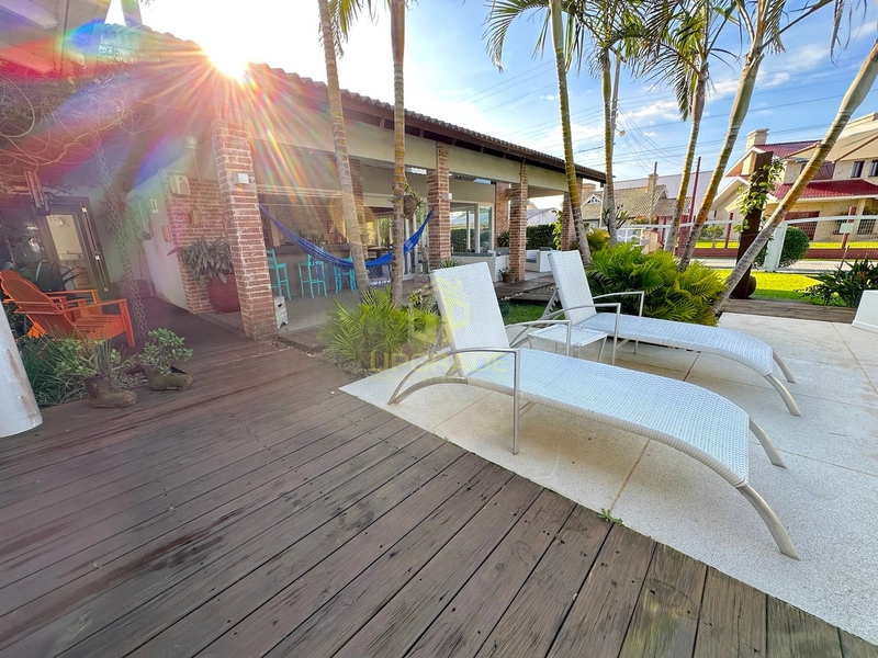 Água salgada, areia e sol é tudo que preciso para estar em paz: 7ª foto da galeria de imagens do imóvel