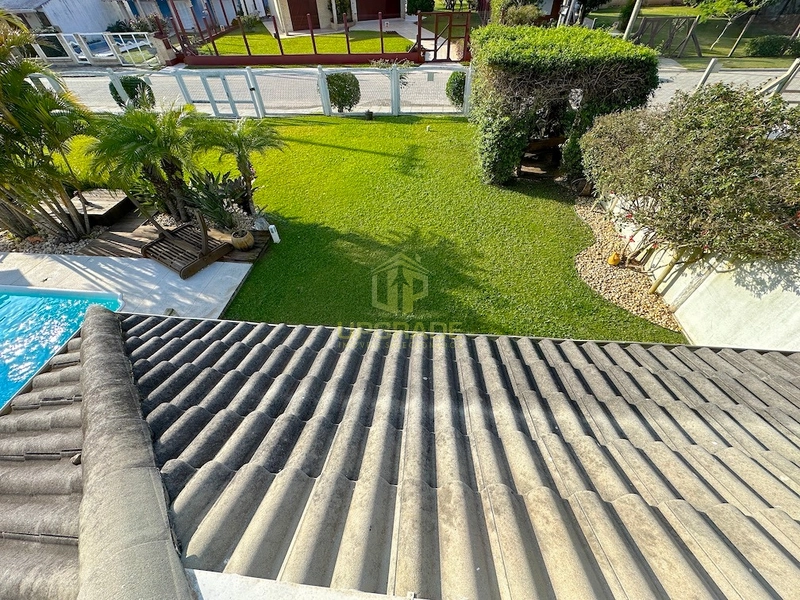 Água salgada, areia e sol é tudo que preciso para estar em paz: 50ª foto da galeria de imagens do imóvel