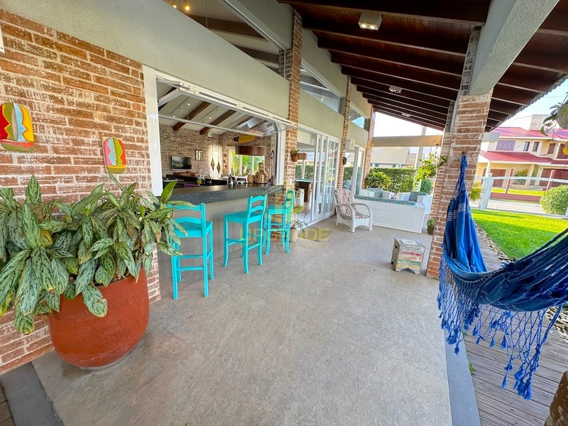 Água salgada, areia e sol é tudo que preciso para estar em paz: 11ª foto da galeria de imagens do imóvel