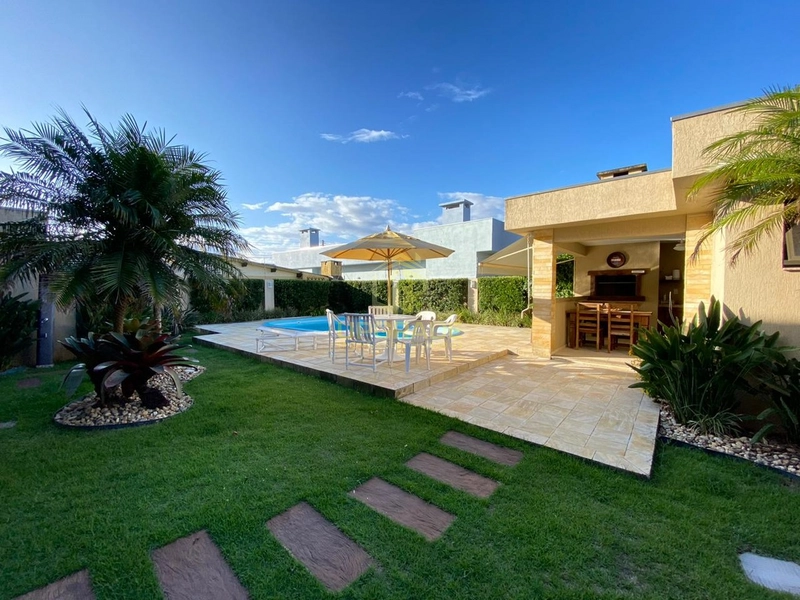 Nada como um dia na areia para saborear o melhor da vida!: 11ª foto da galeria de imagens do imóvel